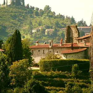 Castello Di , Cernusco Lombardone Италия