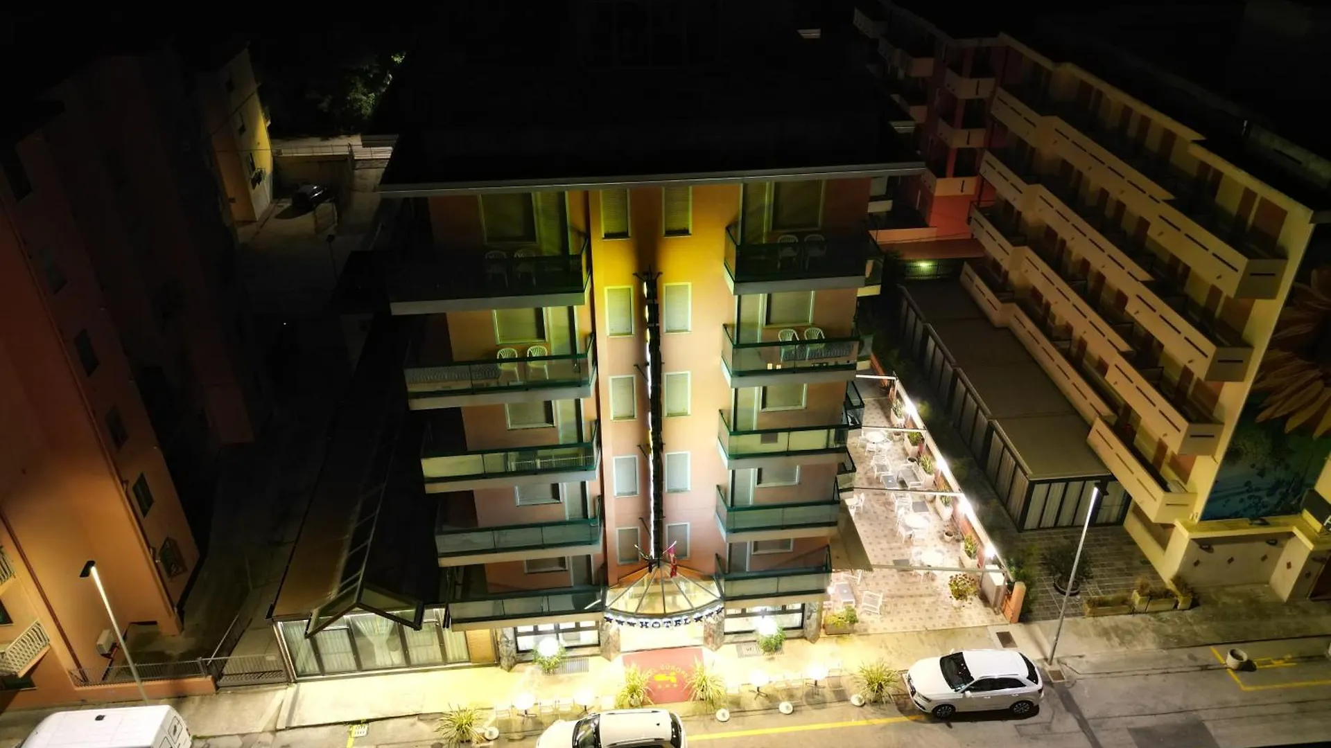 Hotel Europeo Соттомарина