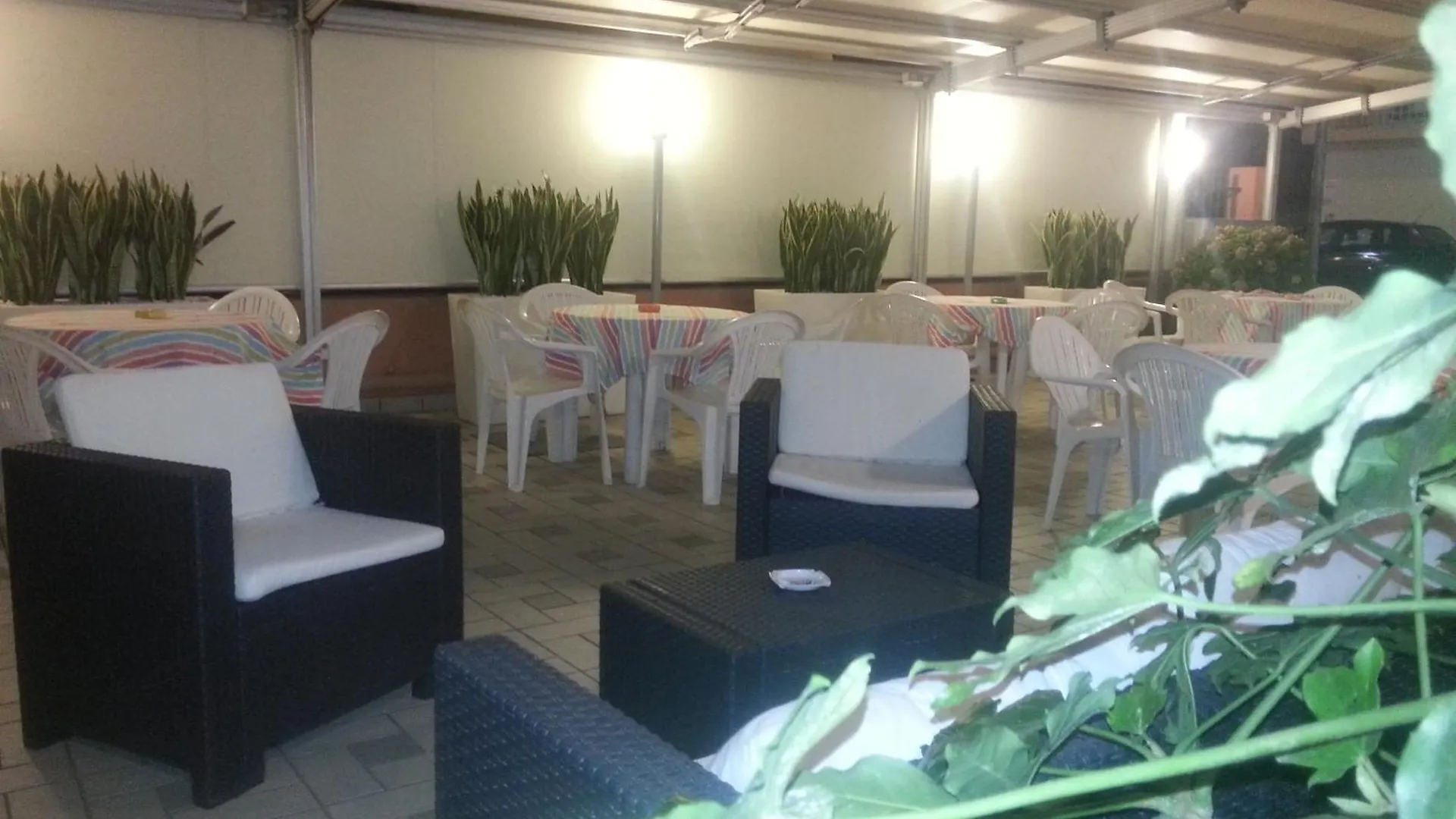Hotel Europeo Соттомарина